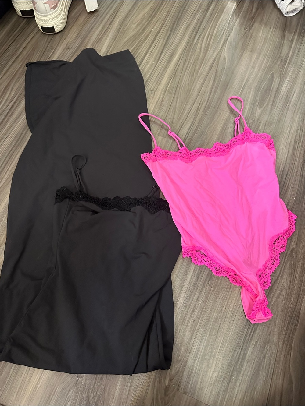 Skims bundle dress + bodysuit